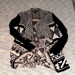 Lucky Brand Black and Tan Geometric Cardigan